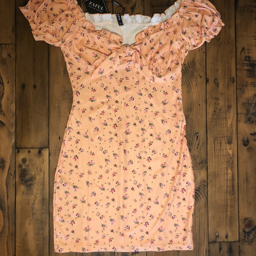 Zaful peachy floral bodycon dress size small